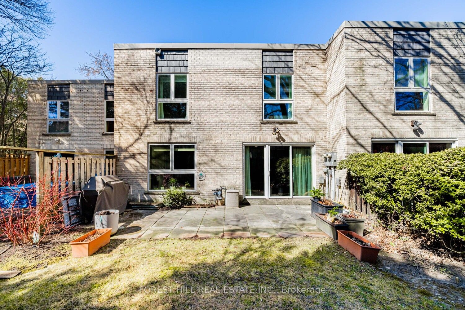 21 Snowshoe Mill Way, Toronto, ON M2L 1T4