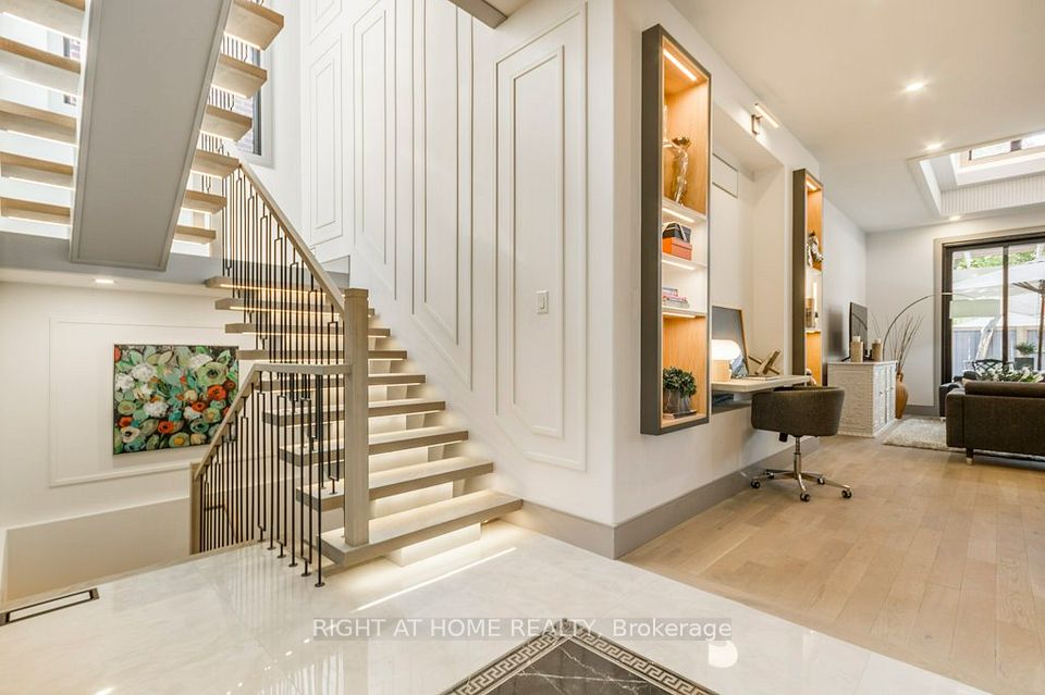 Custom stairs w/LED lighting