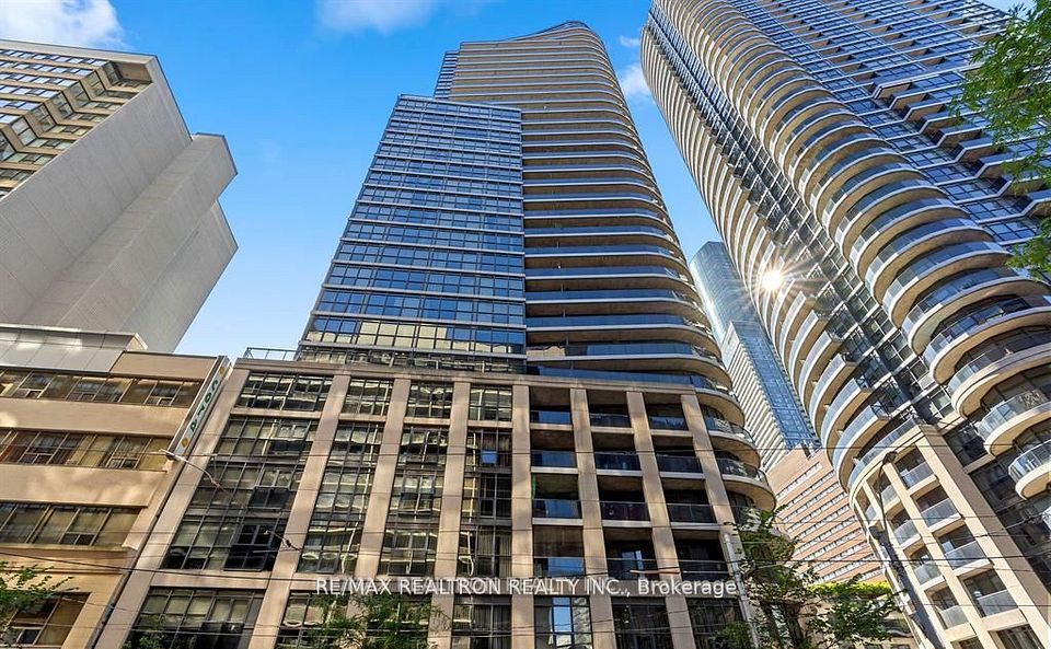 25 Carlton
