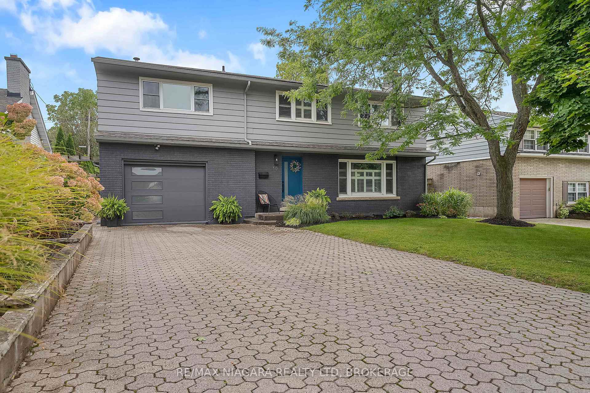 10 SHEPHERDS Circle ; MLS ID: X12147463