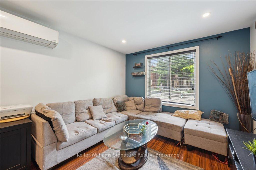 1 Bedroom Condo at 28 Victoria, Hamilton For sale