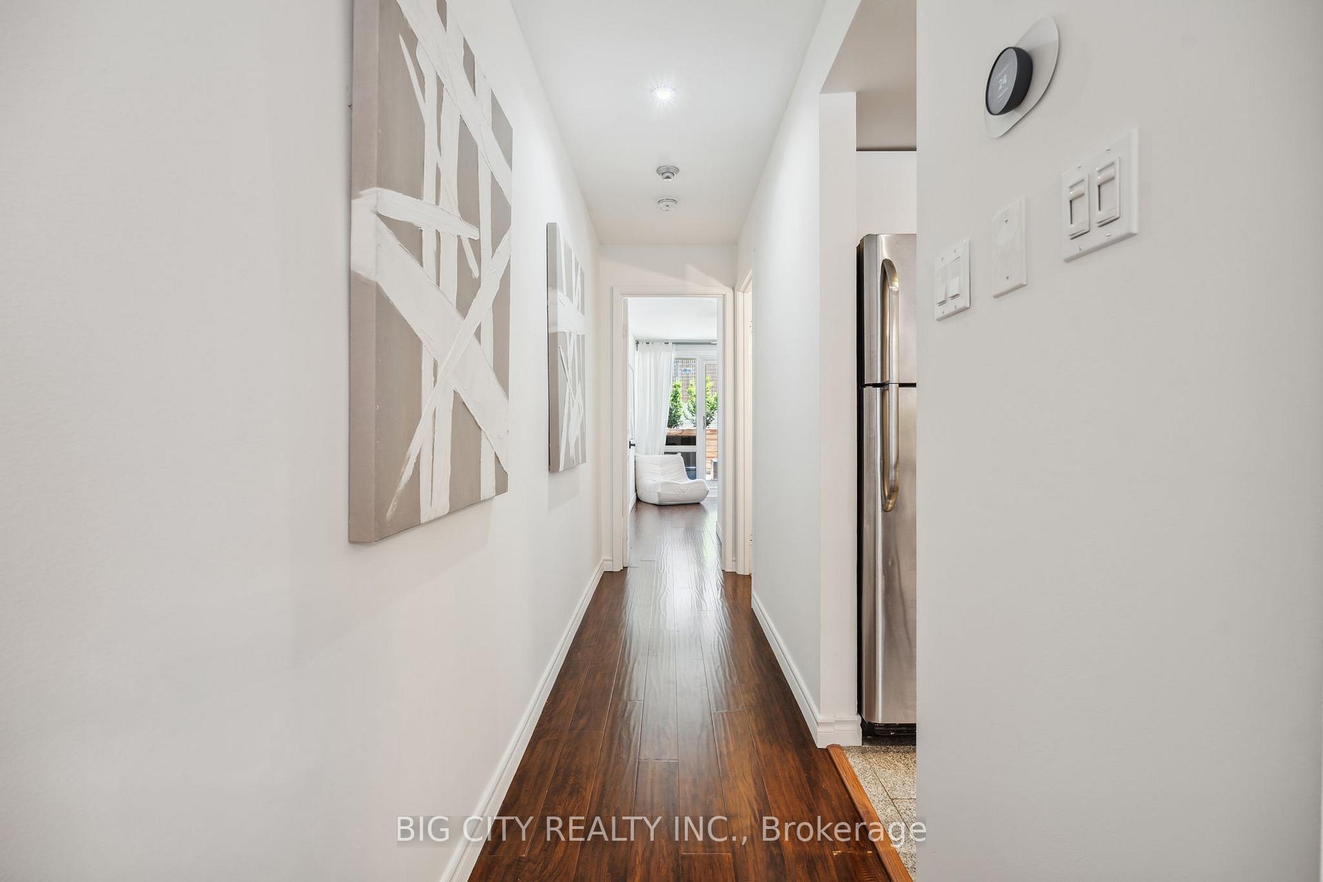 1 Bedroom Condo at 570 Wellington, Toronto For sale