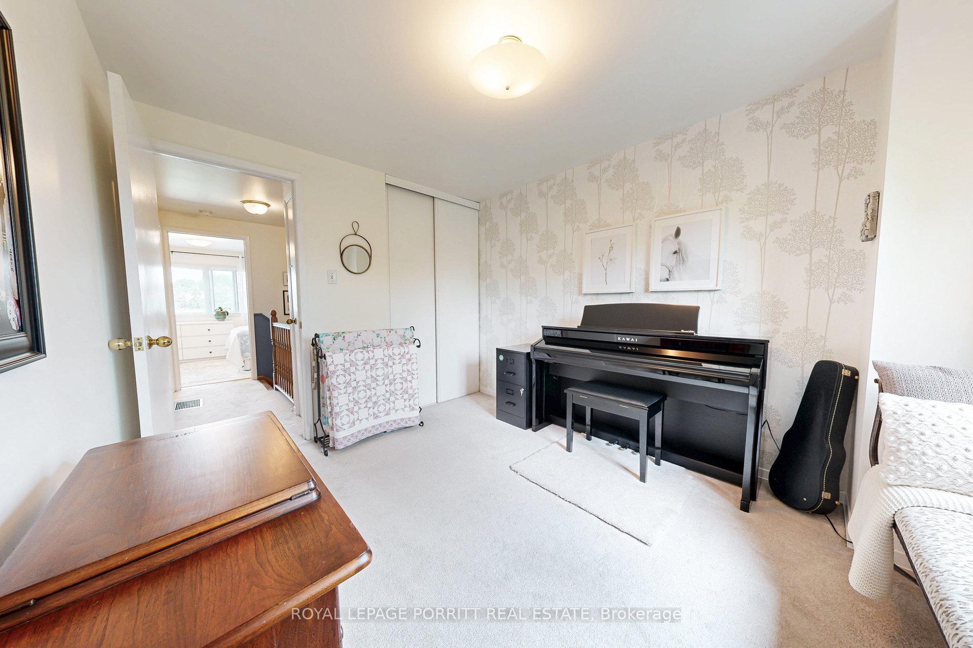 3 Bedrooms Condo at 3395 Cliff, Mississauga For sale
