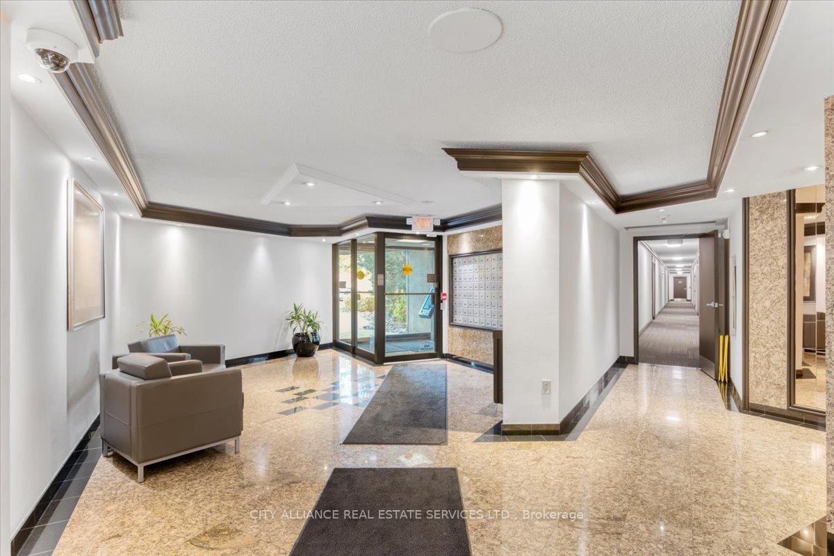 2 Bedrooms Condo at 284 Mill, Toronto For sale
