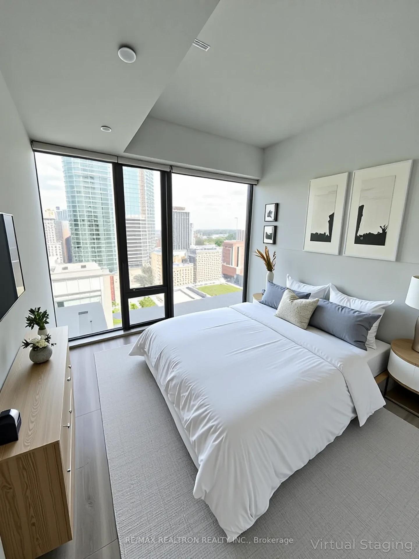 1 Bedroom Condo at 60 Colborne, Toronto For sale