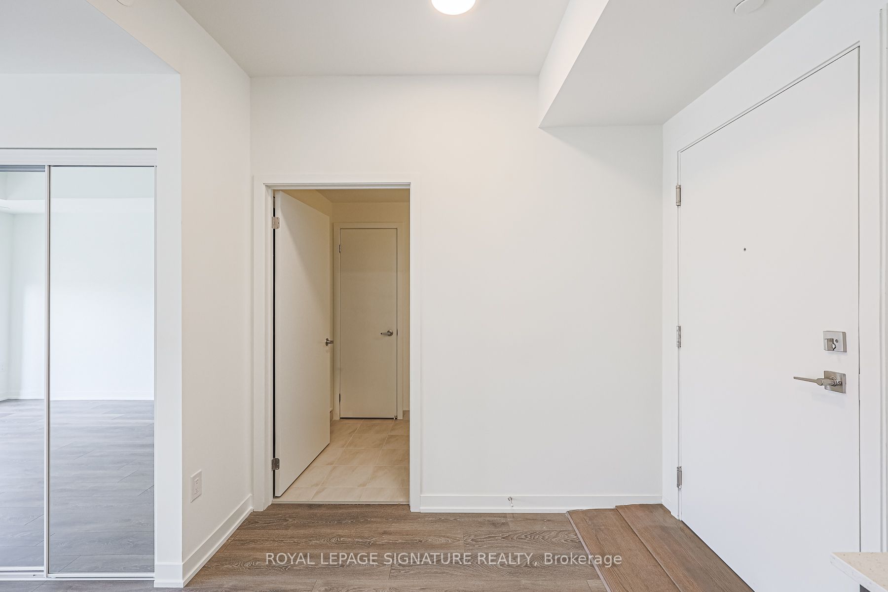 #308 - 125 Canon Jackson Drive, Toronto, ON M6M 0B7