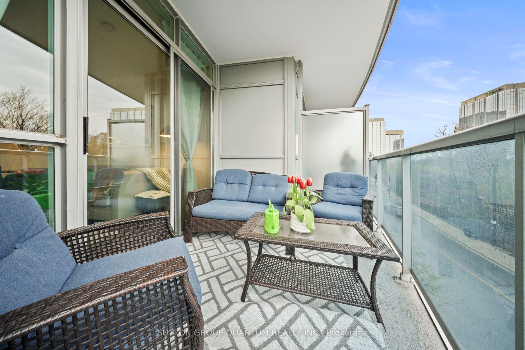 90 Absolute Avenue, #302