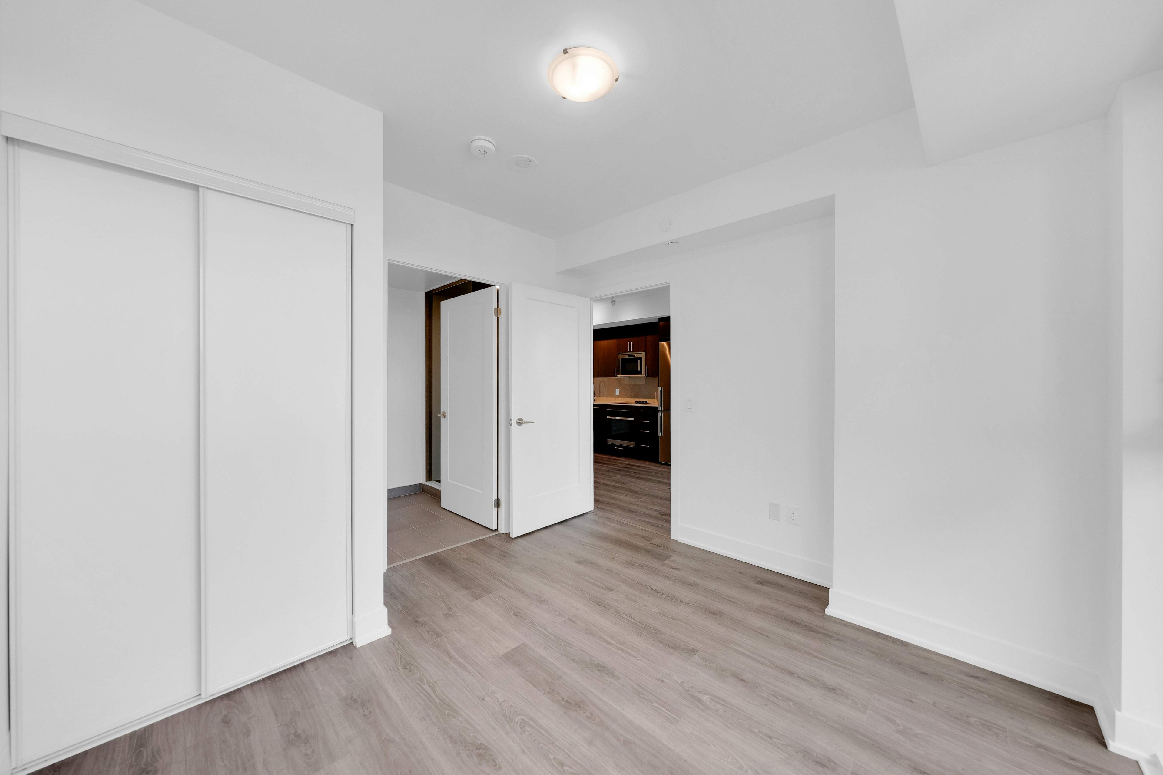 2545 Simcoe Street N 1511