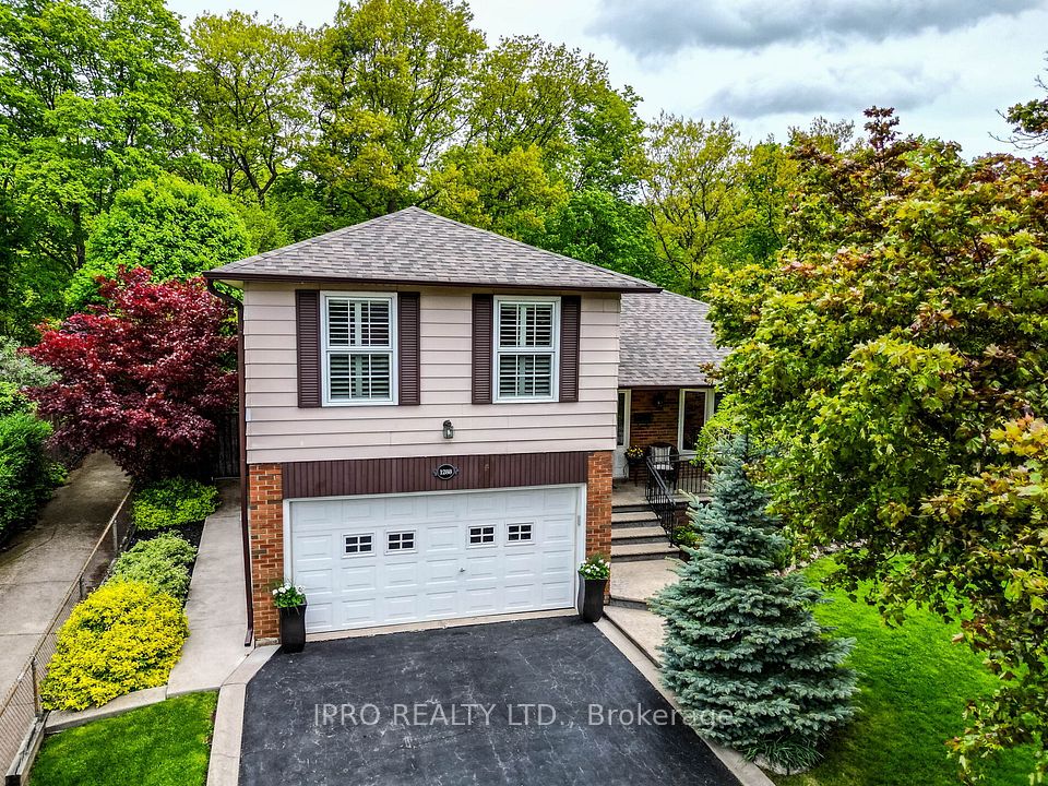 1288 Lakeview
