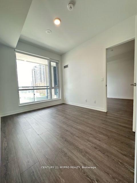 1 Bedroom Condo at 7950 Bathurst,  Vaughan For sale