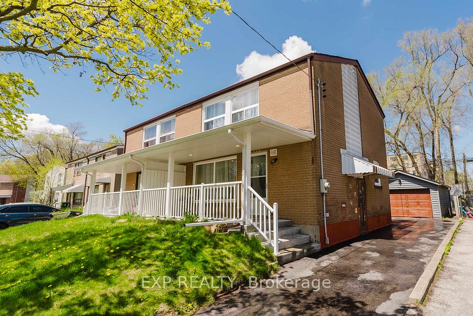 78 Woodfern Drive, Toronto, ON M1K 2L5