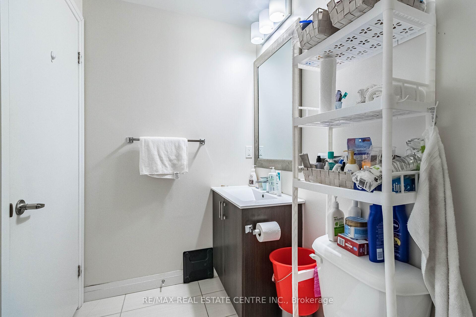 2 Bedrooms Condo at 22 East Haven,  Toronto For sale
