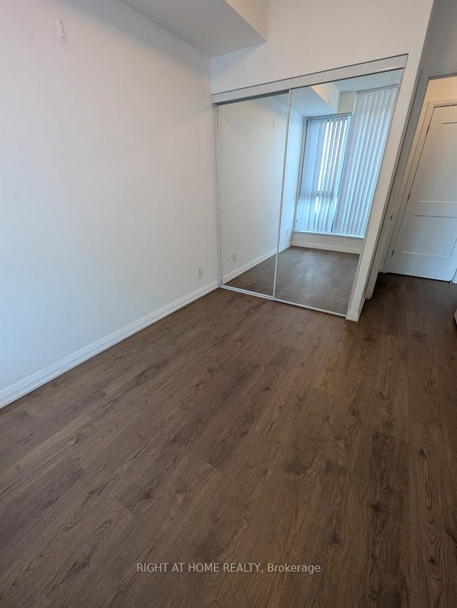 1 Bedroom Condo at 7895 Jane,  Vaughan For sale