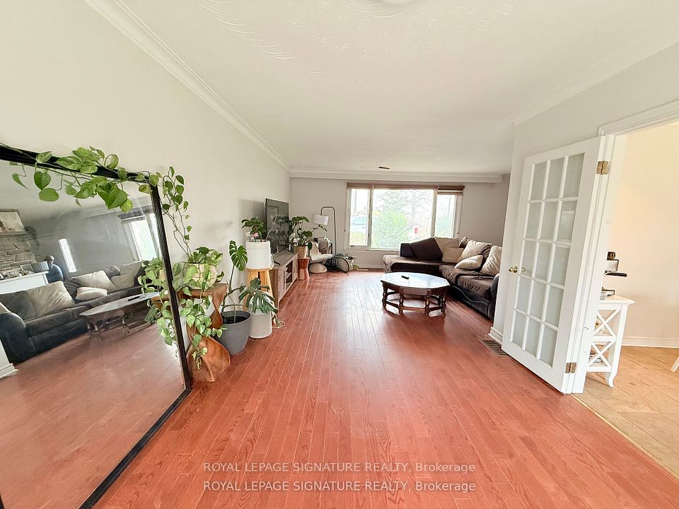 38 Burnhamthorpe