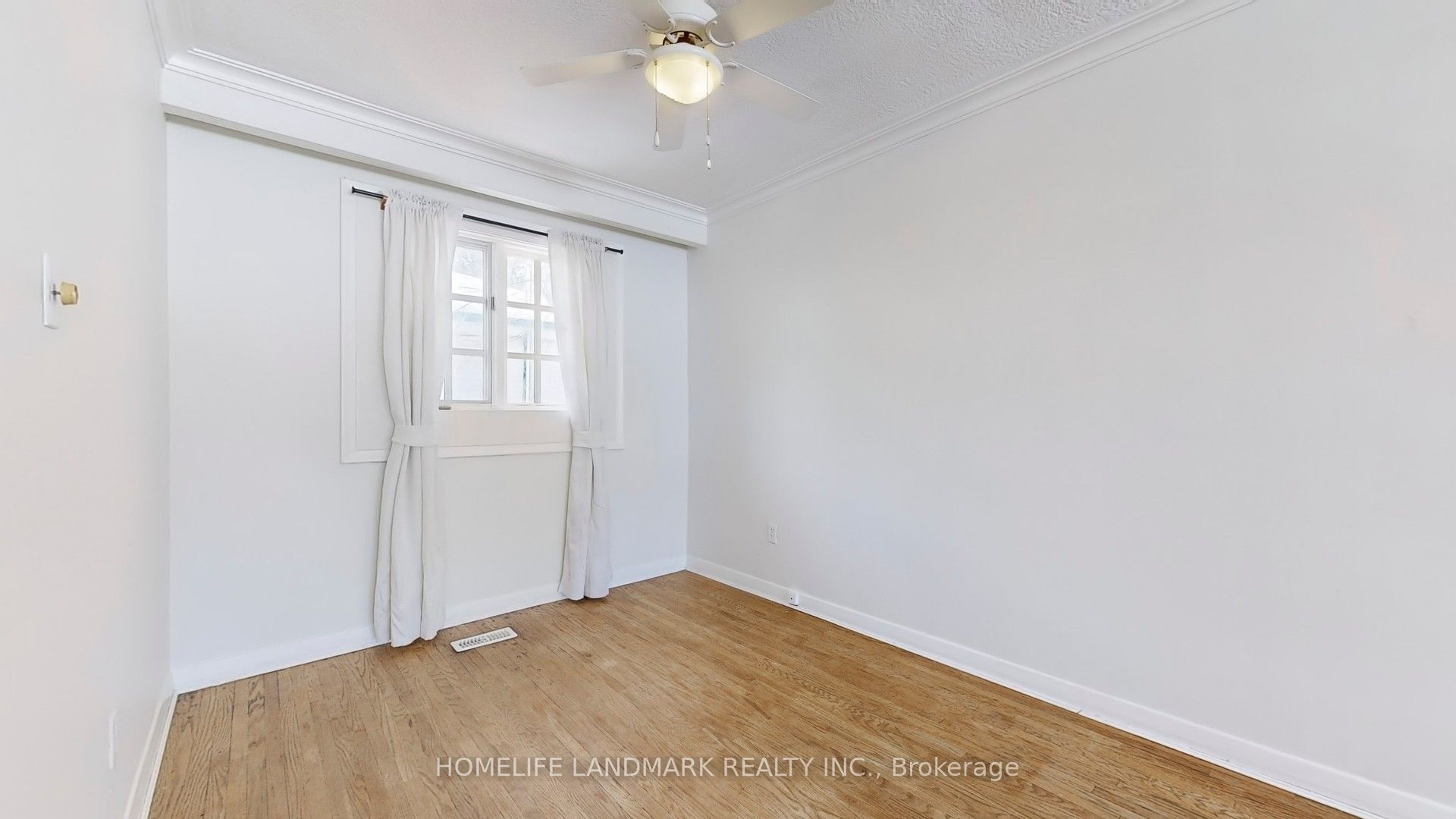 424 Bonita Crescent
