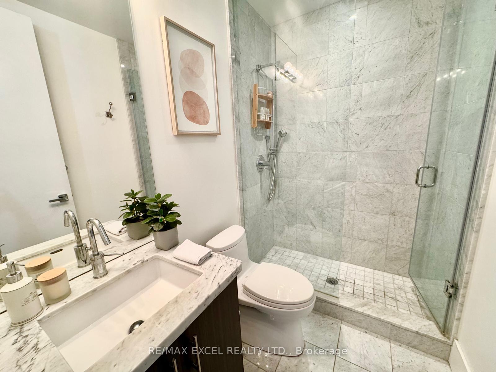 2 Bedrooms Condo at 29 Queens, Toronto For sale