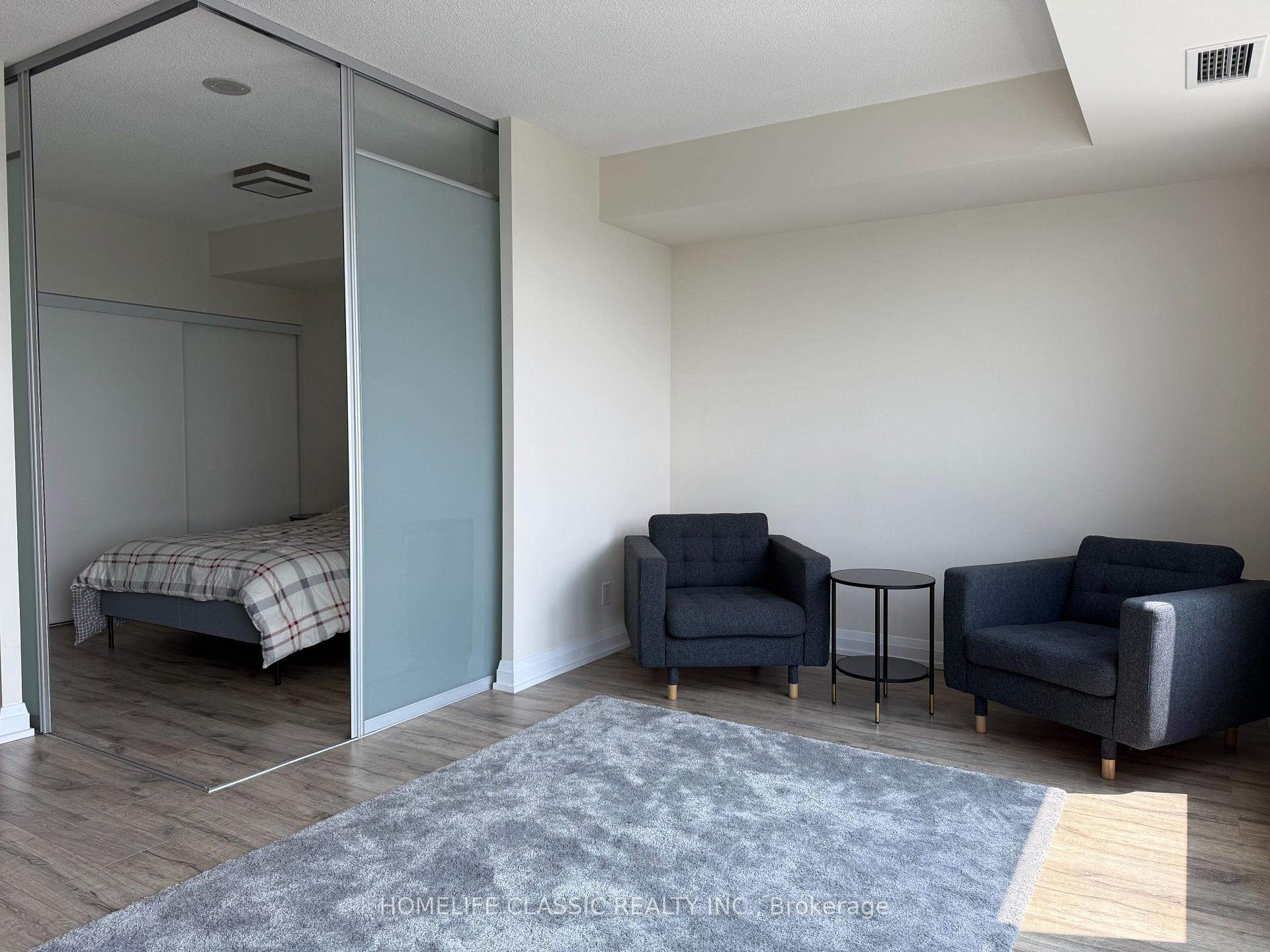 2 Bedrooms Condo at 2 ANNDALE, Toronto For sale