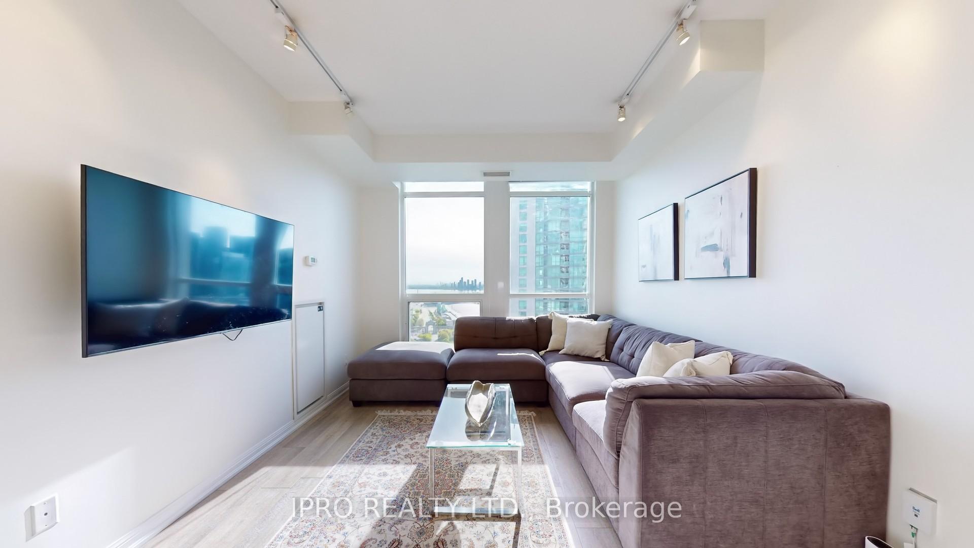 2 Bedrooms Condo at 628 Fleet, Toronto For sale