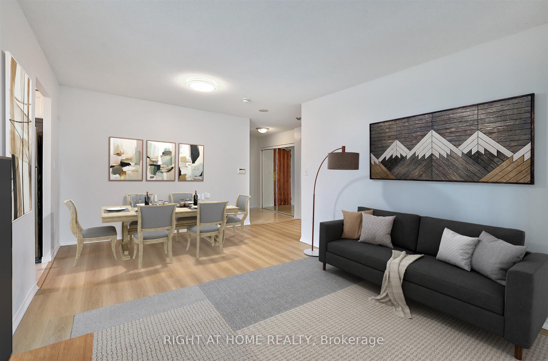 2 Bedrooms Condo at 1 Pemberton, Toronto For sale
