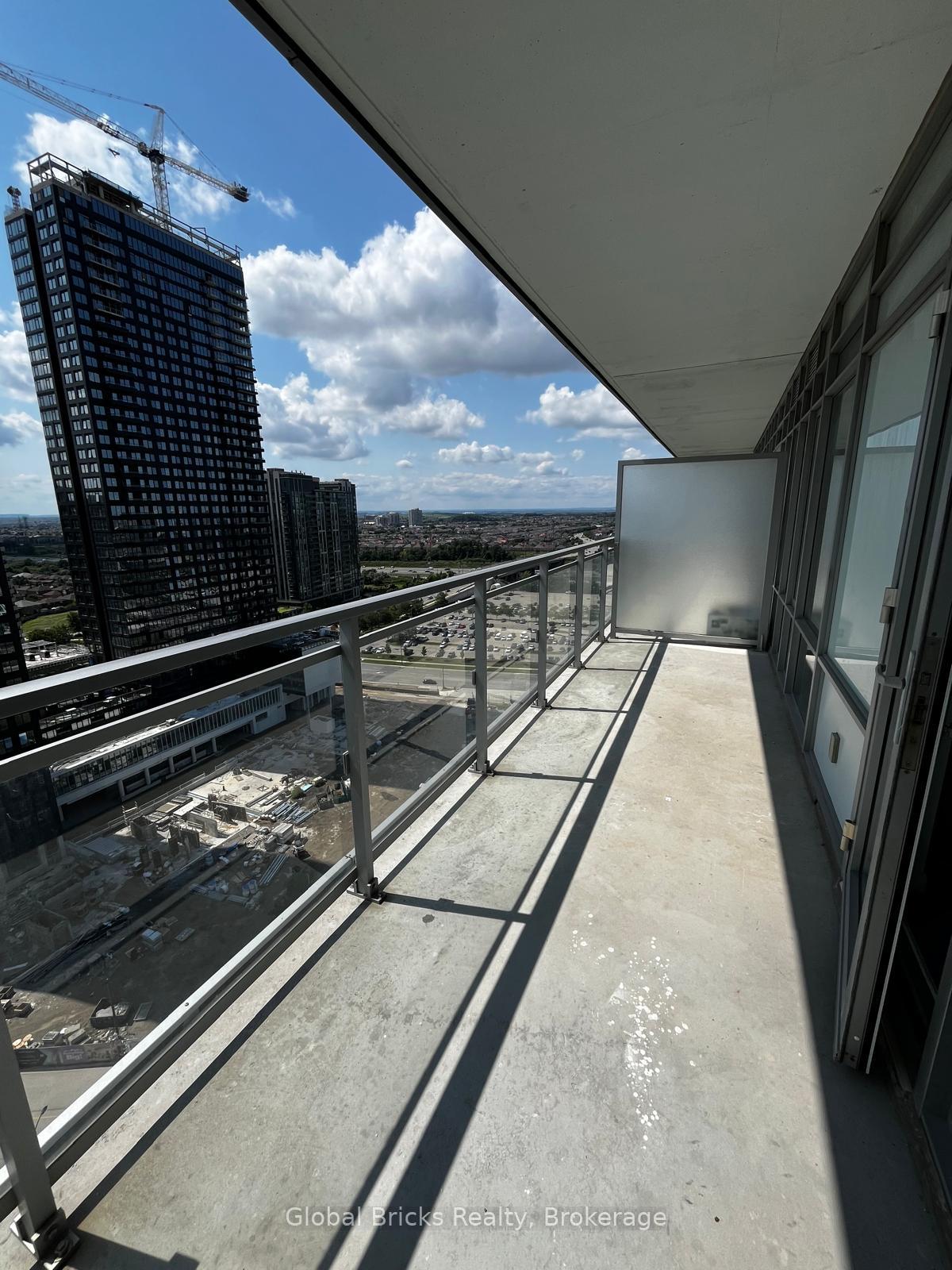 1 Bedroom Condo at 360 Square One,  Mississauga For sale