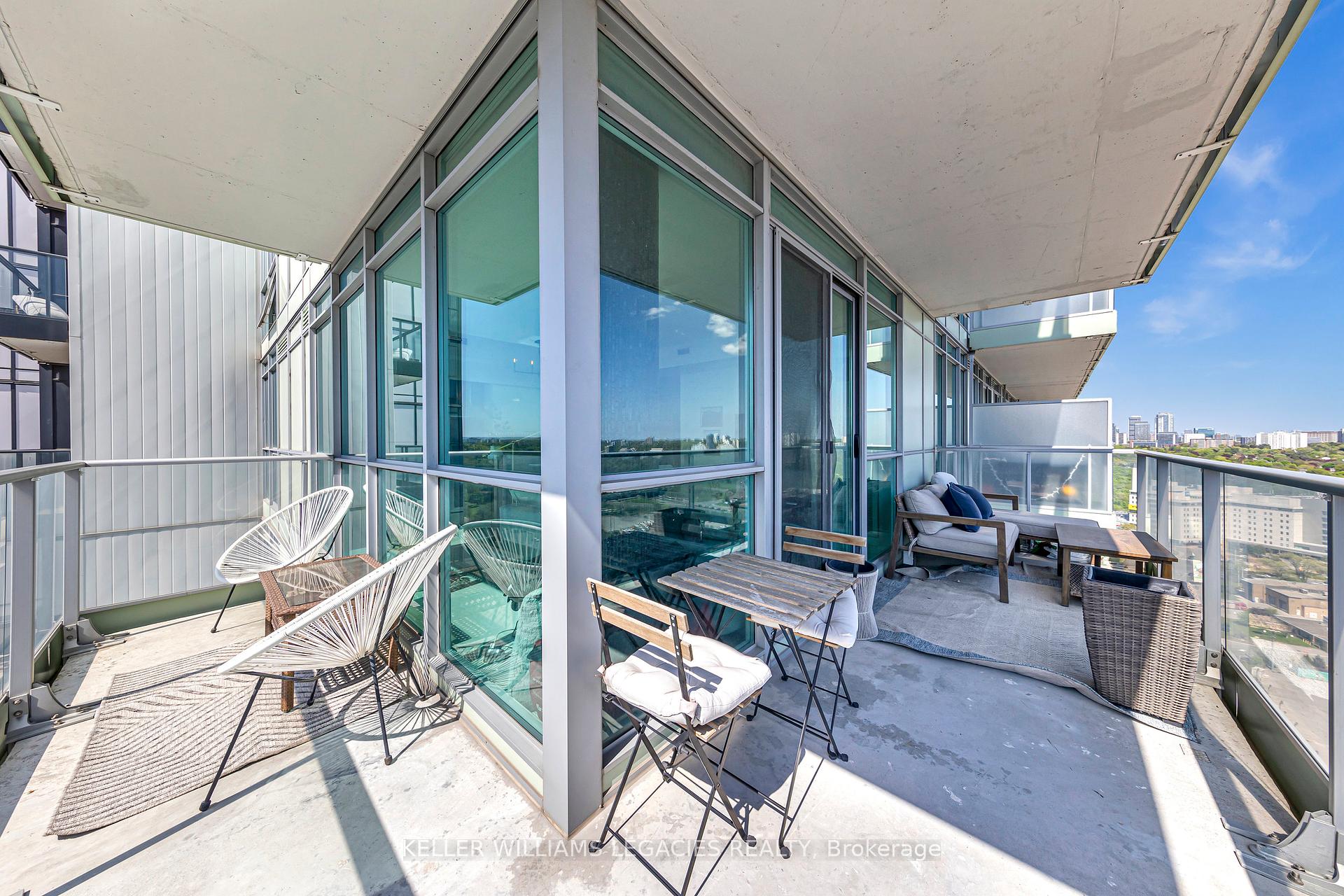 3 Bedrooms Condo at 29 Singer, Toronto For sale