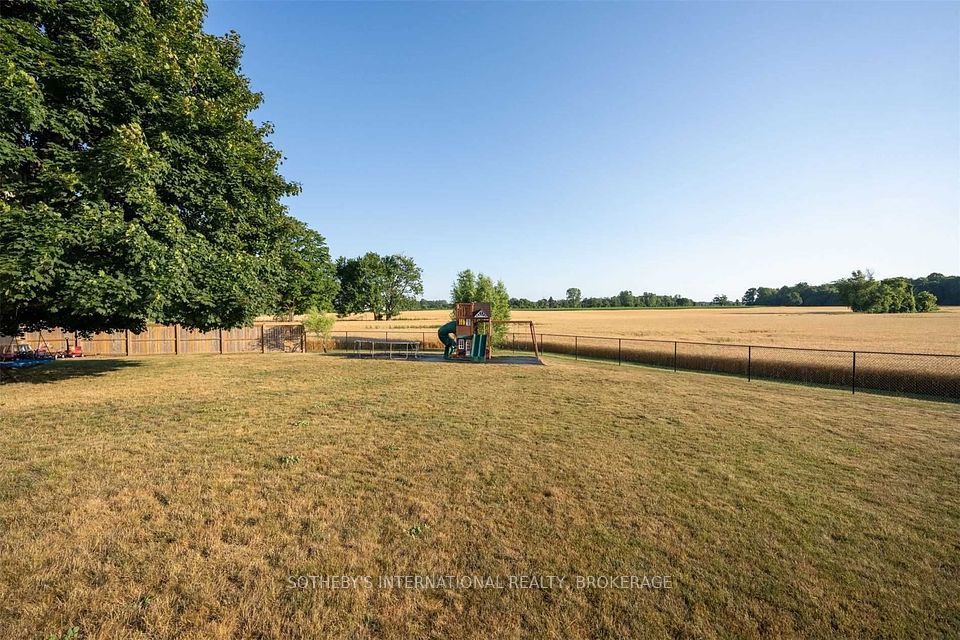 917 Wainfleet Dunnville Road, Wainfleet, ON N0A 1K0
