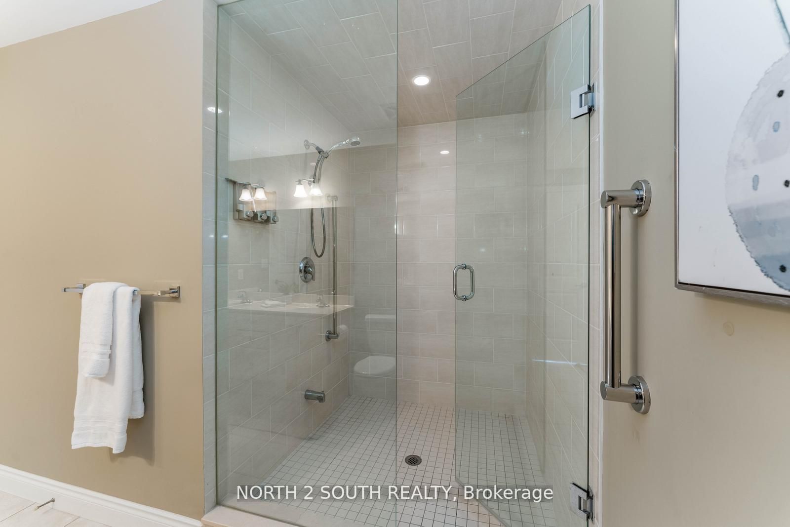 281 Woodbridge Avenue, #521