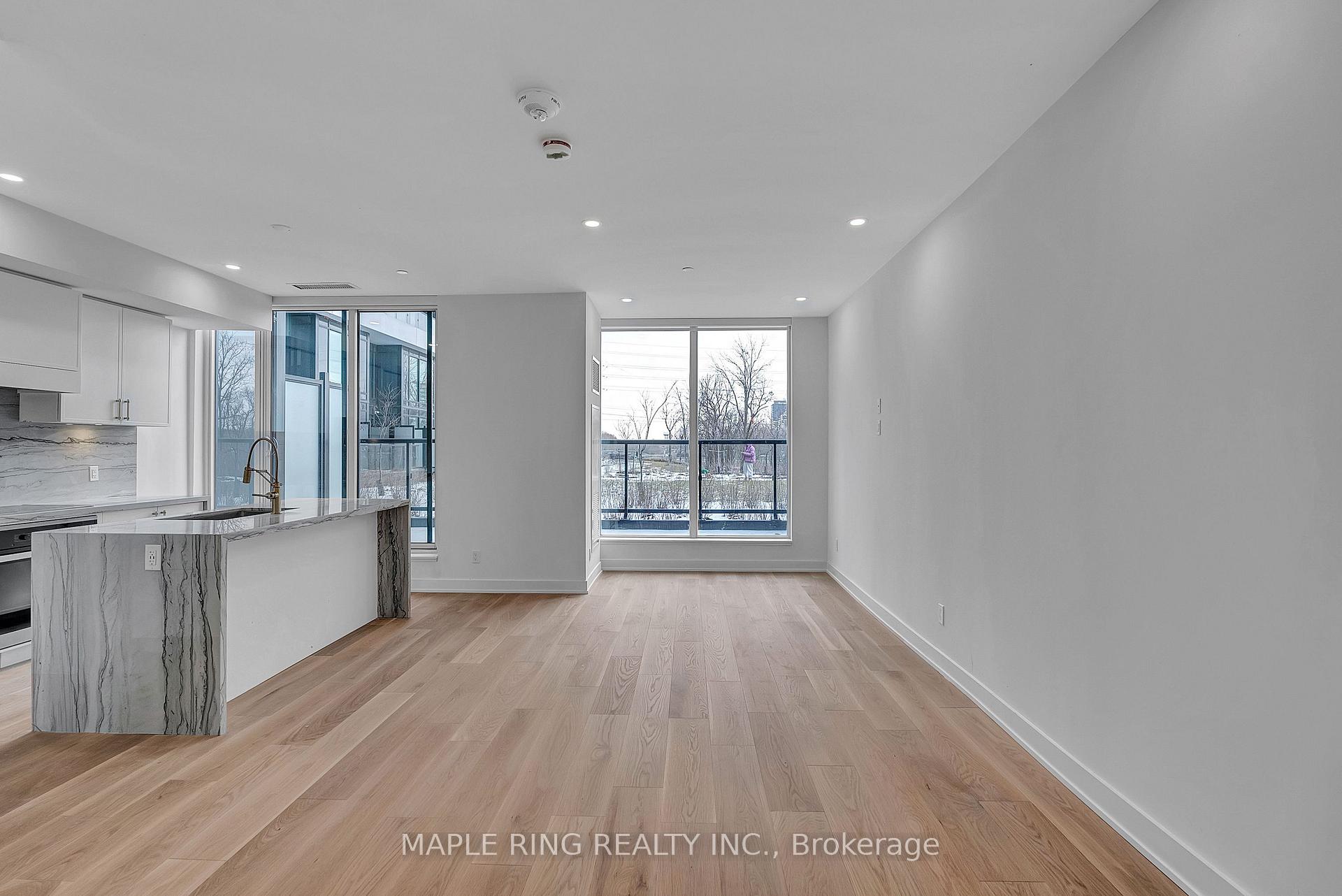 2 Bedrooms Condo at 2485 Taunton,  Oakville For sale