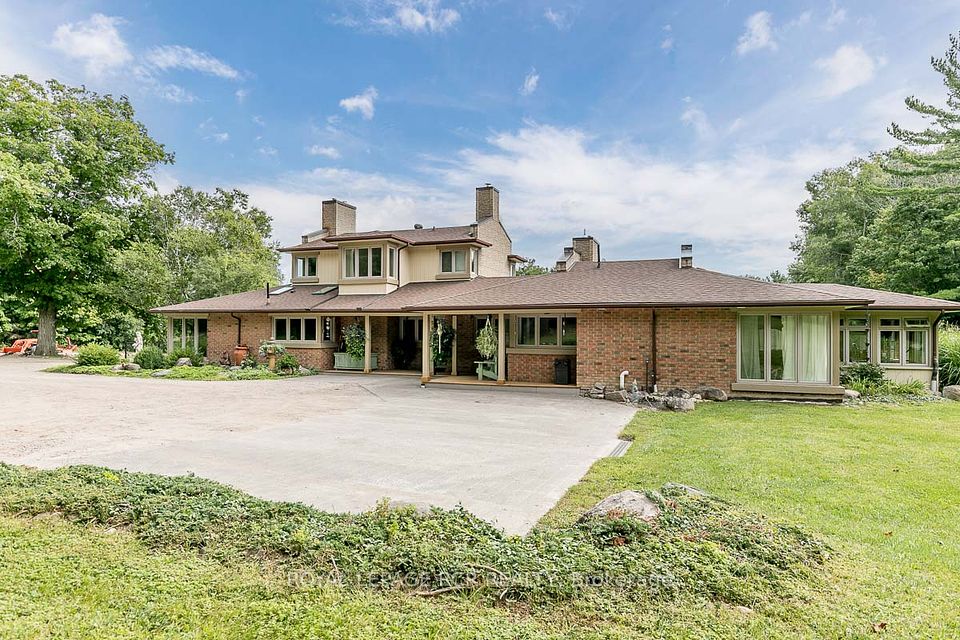16365 Bathurst Street ; MLS ID: N12168326