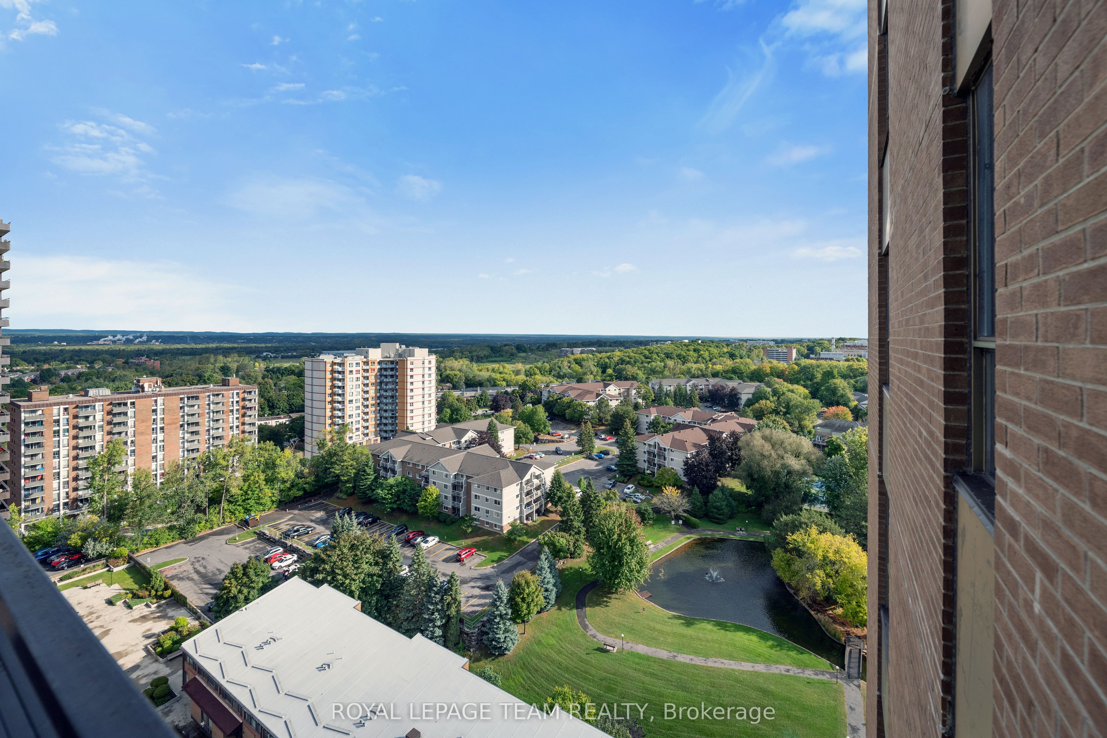 515 ST LAURENT Boulevard, #1909