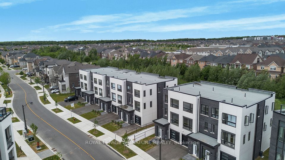 Property at 3047 Trailside Drive, Oakville, ON L6M 4M2