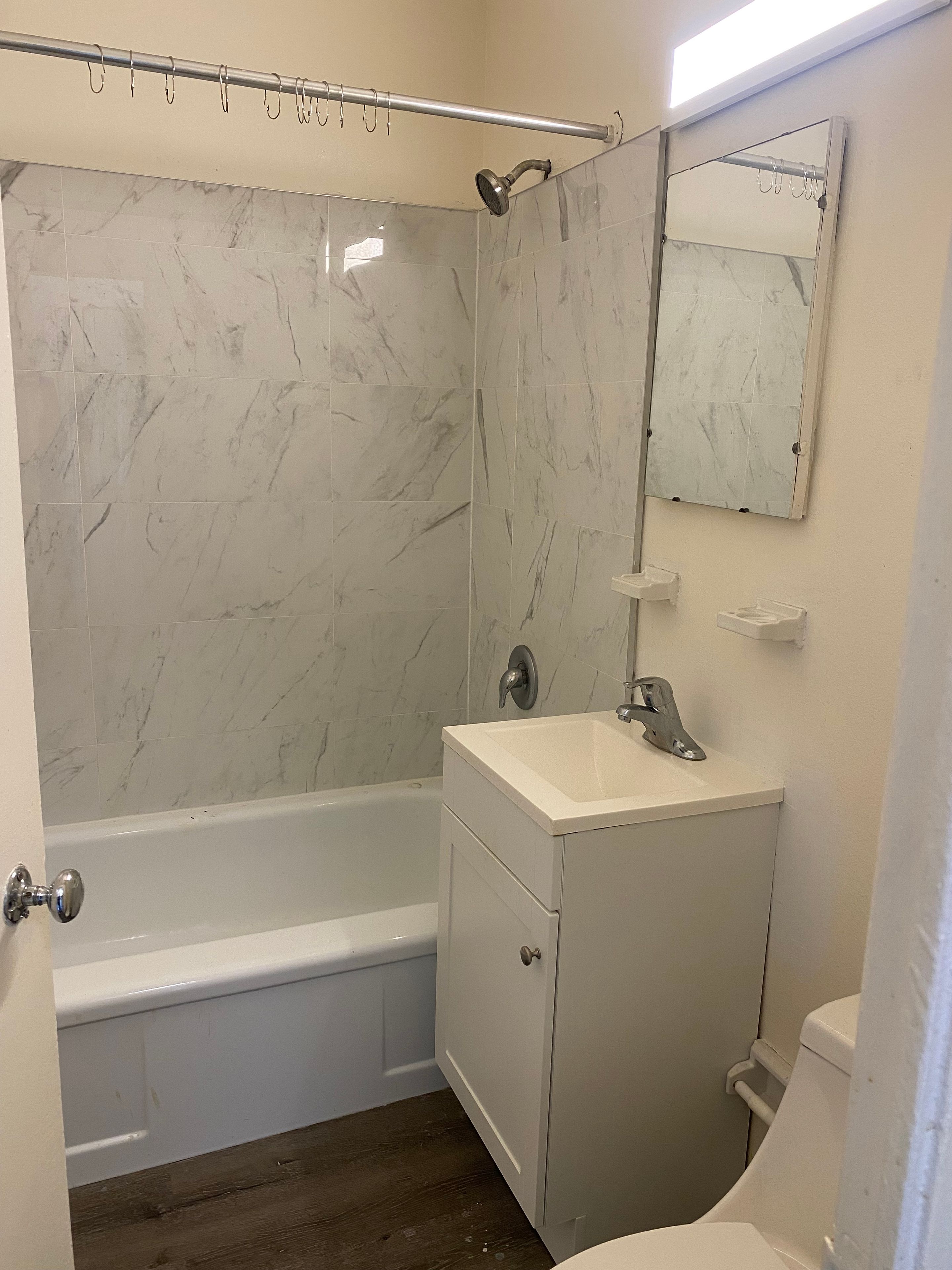 1582 Bathurst Street 307