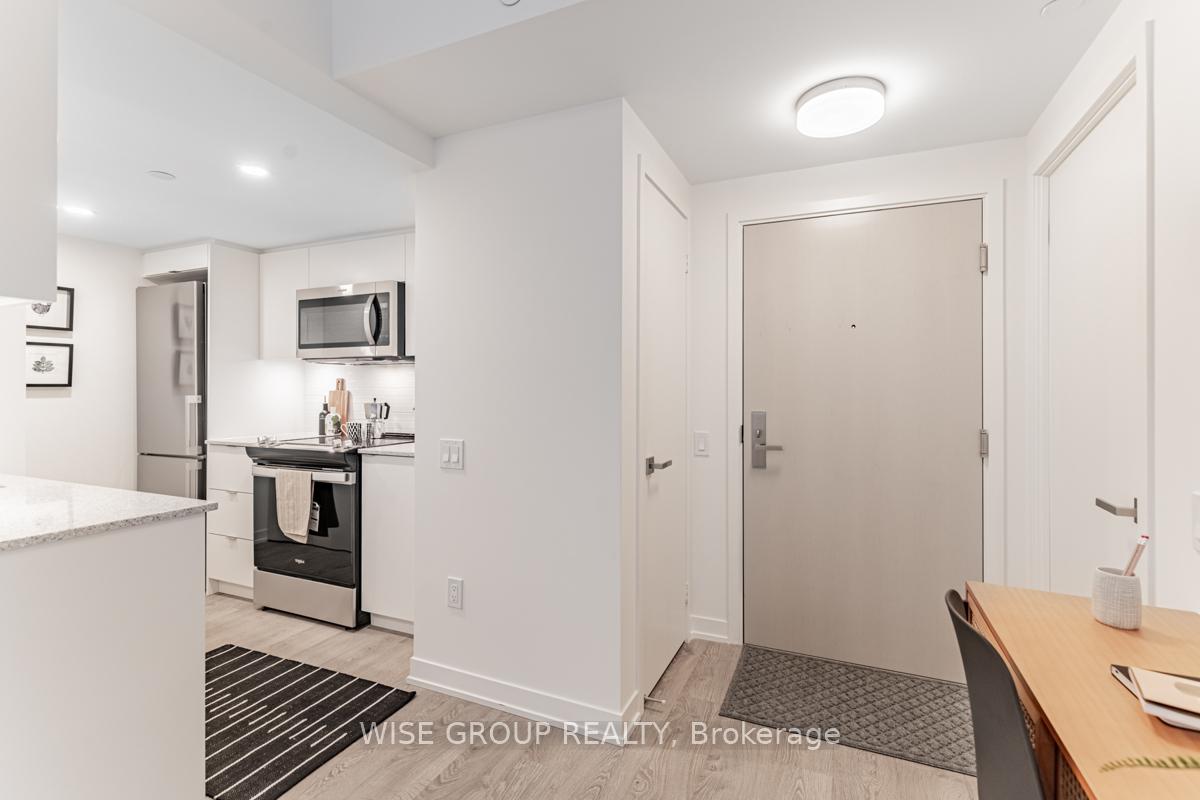 2 Bedrooms Condo at 500 Wilson,  Toronto For sale