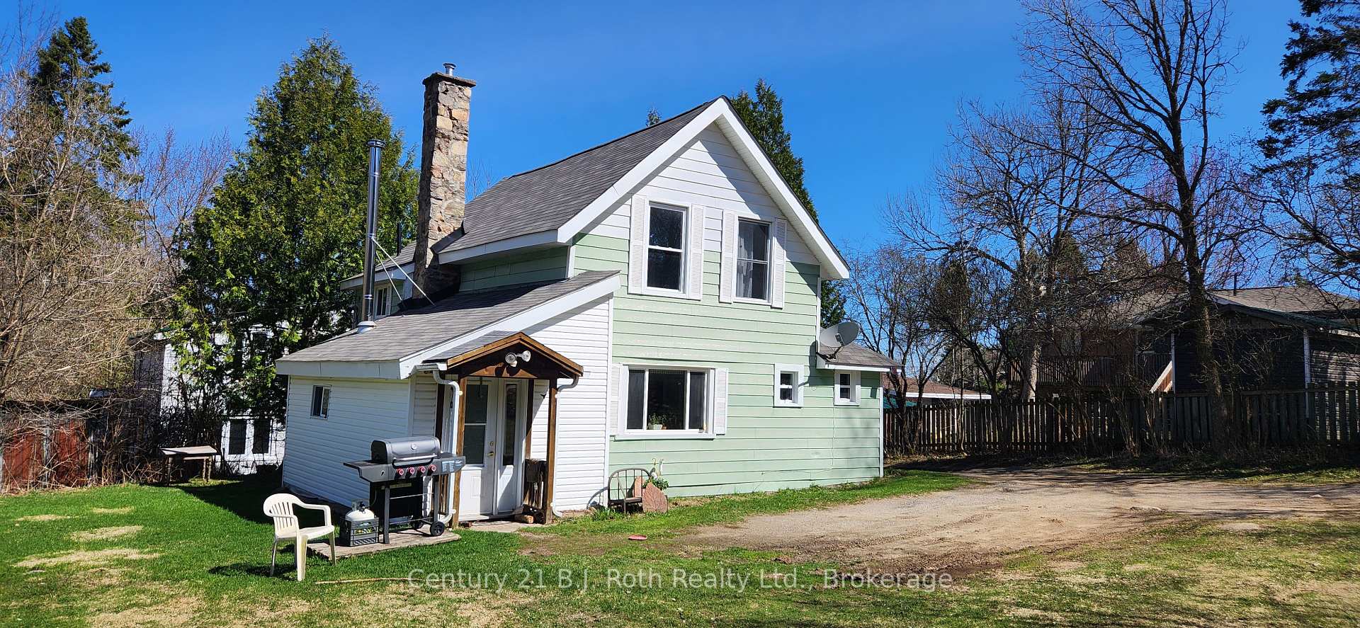 4 Stocking Lane, Huntsville, ON P1H 1V4