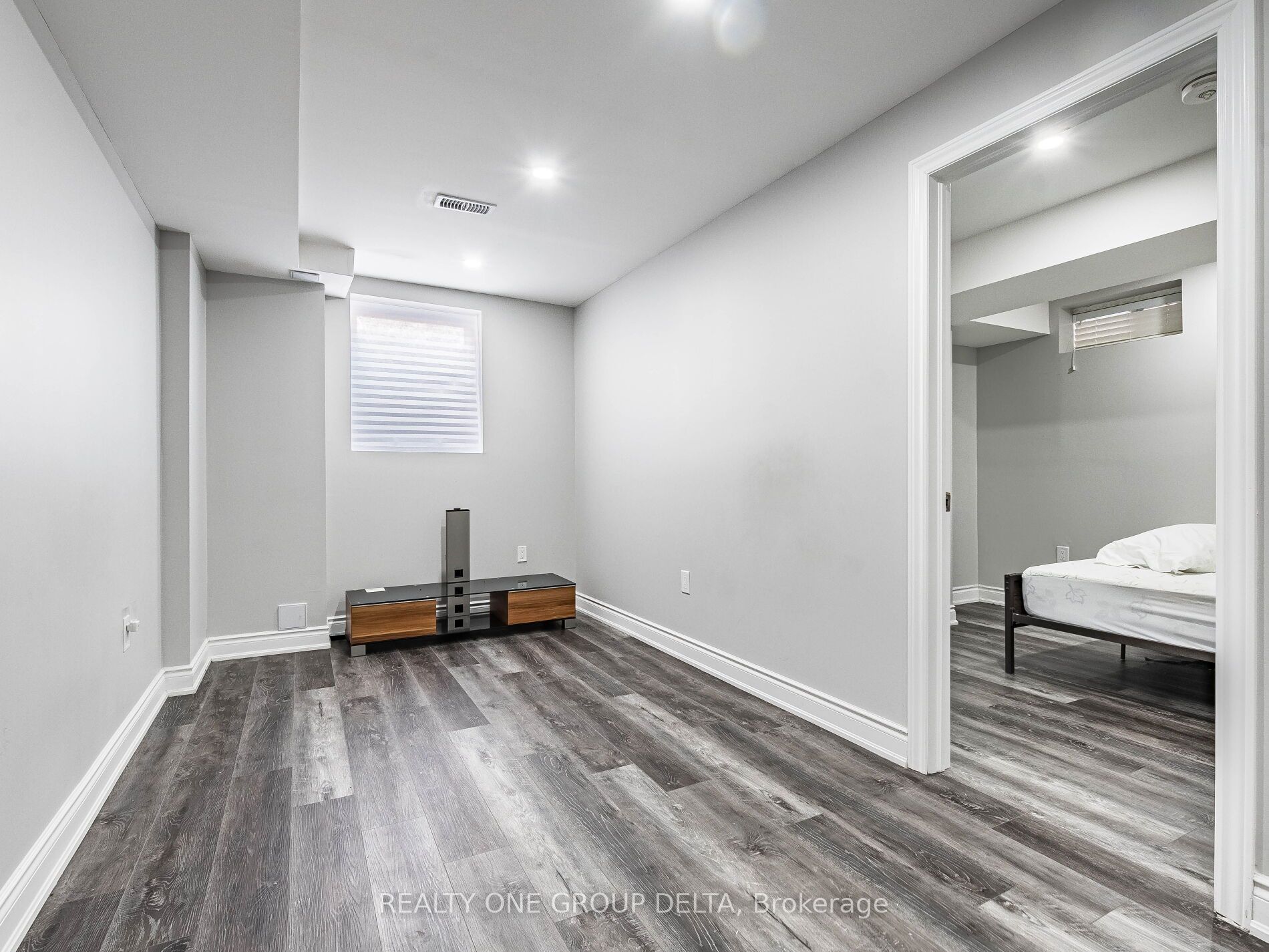 6 Quinton Ridge, #.
