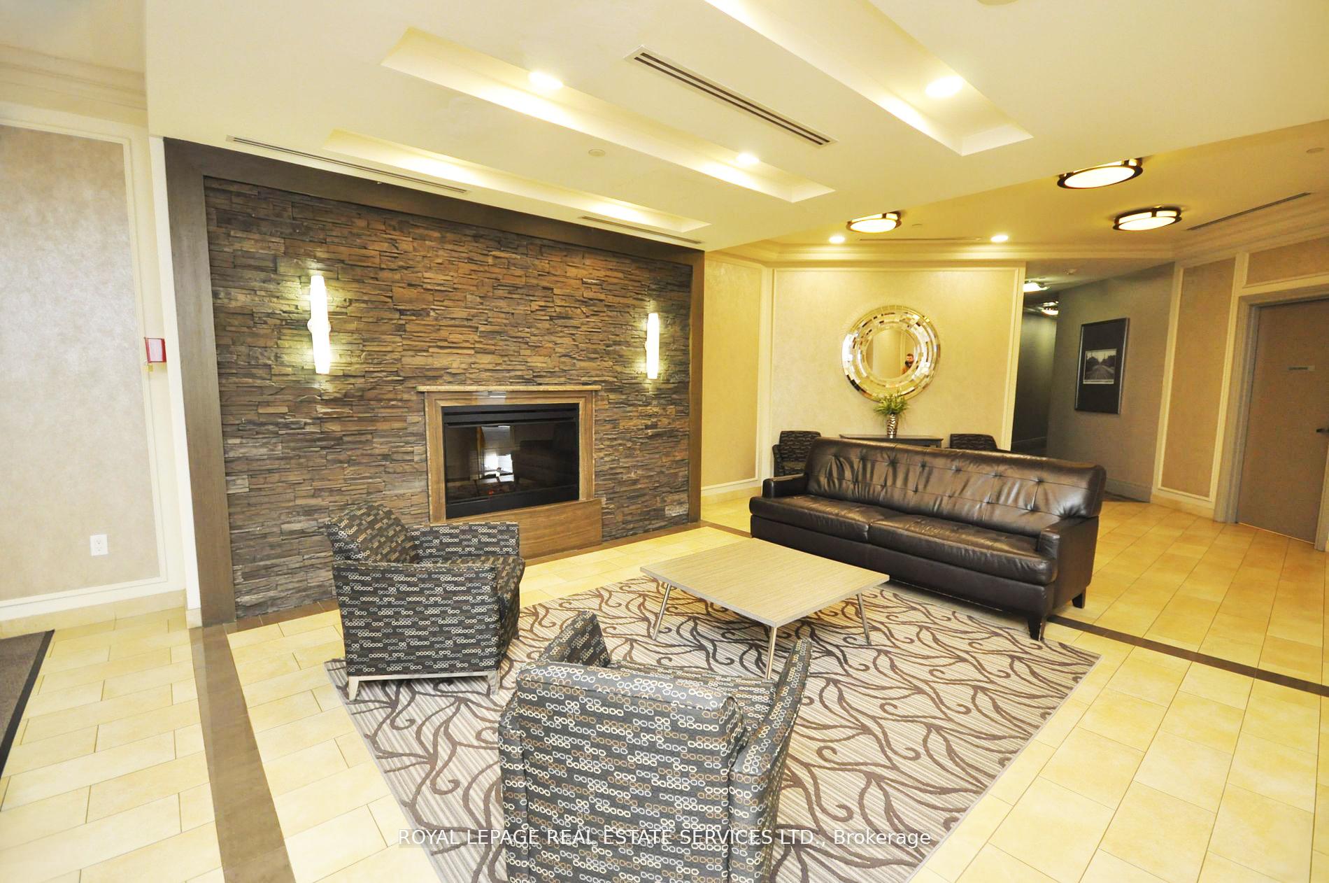 1 Bedroom Condo at 60 Heintzman,  Toronto For sale