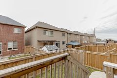 32 Ivor Crescent