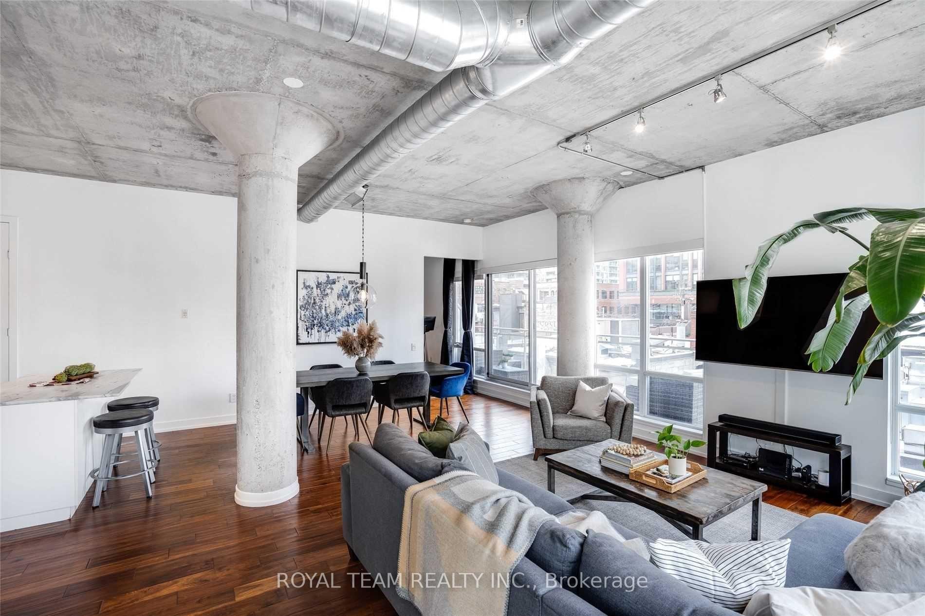 2 Bedrooms Condo at 66 Portland, Toronto For sale