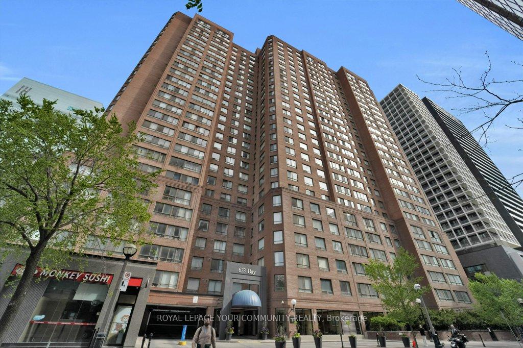 2 Bedrooms Condo at 633 Bay, Toronto For sale