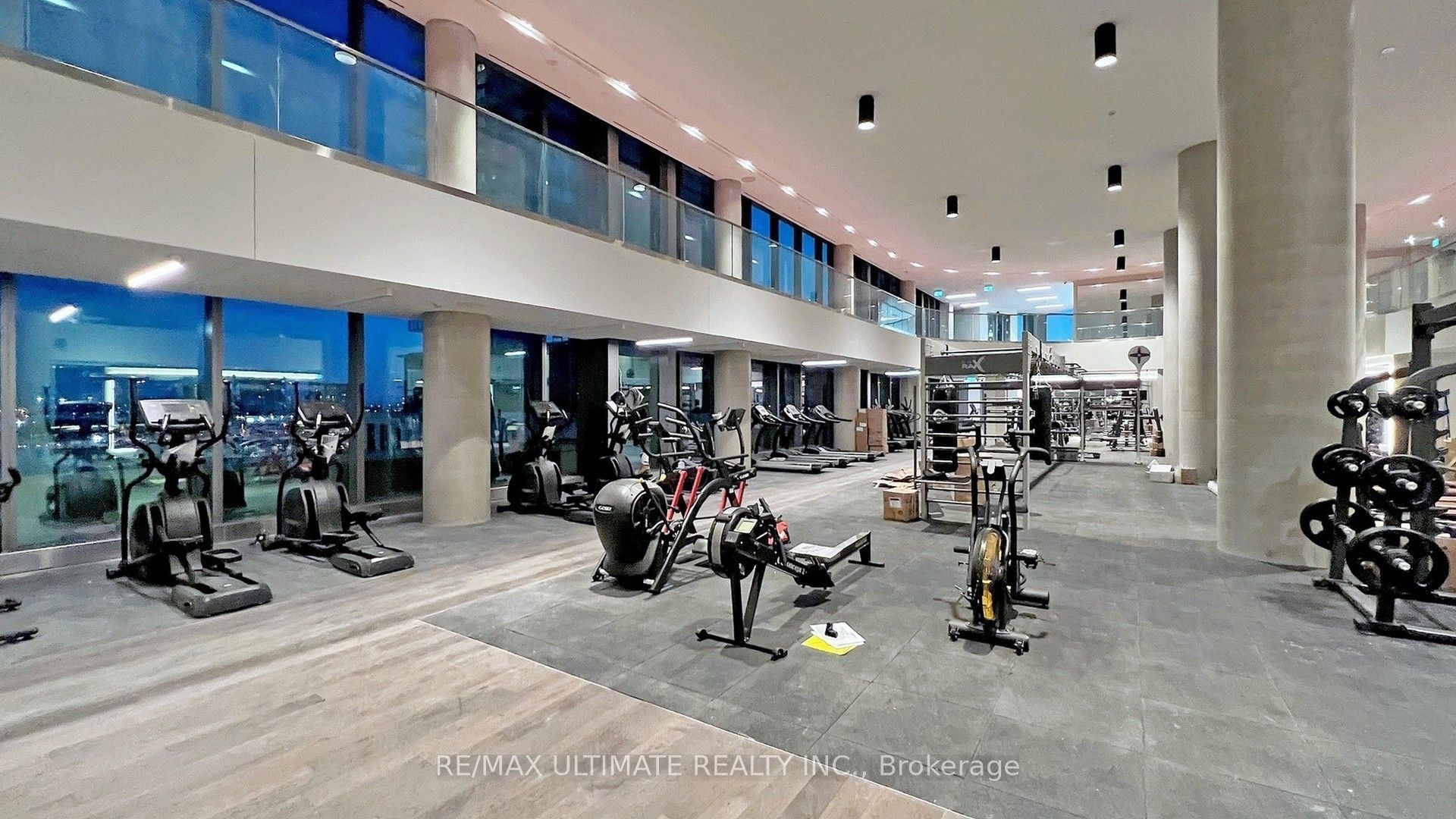 1000 Portage Parkway, #3701