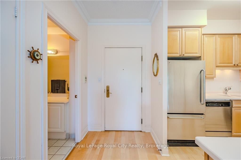 1 LOMOND Drive, #705