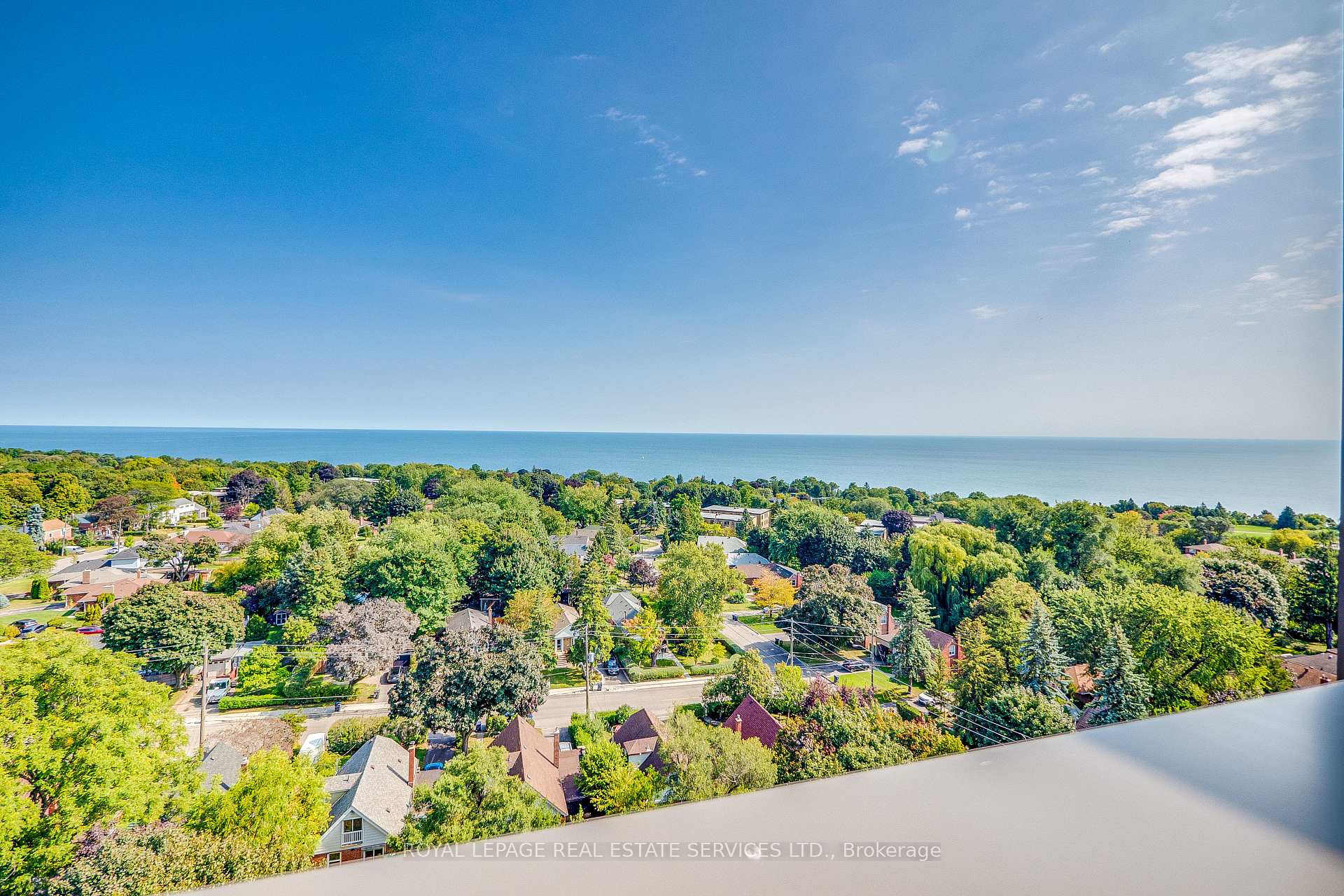 2 Bedrooms Condo at 90 Glen Everest, Toronto For sale