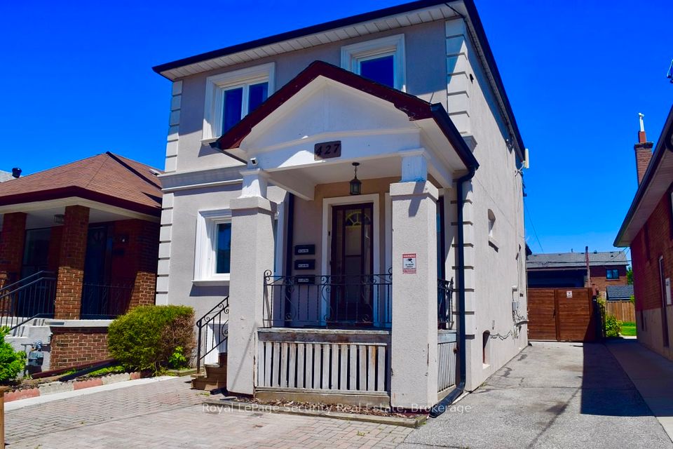 427 Lauder