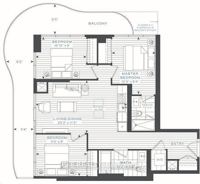 3 Bedrooms Condo at 15 Holmes, Toronto For sale