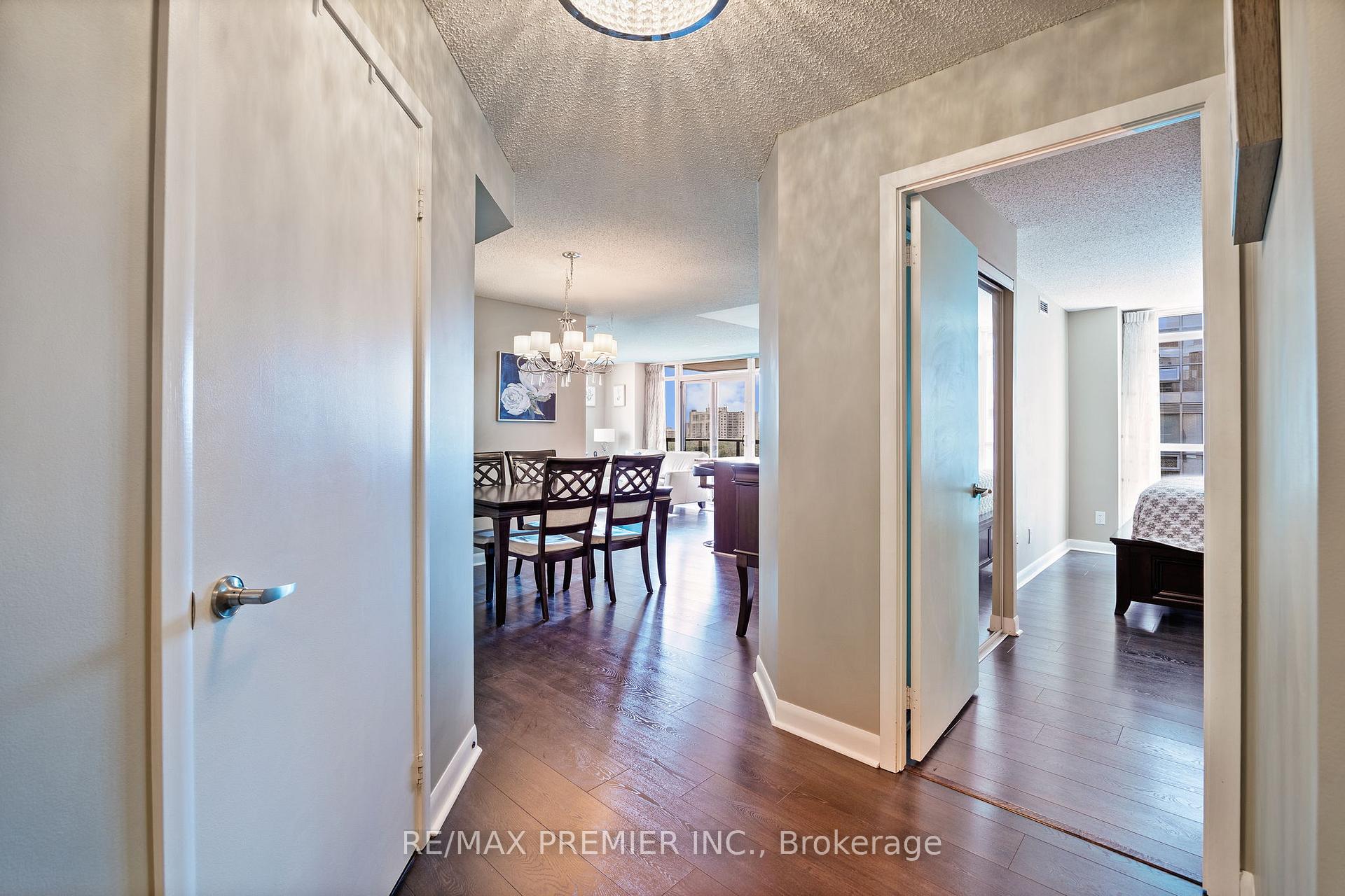 2 Bedrooms Condo at 525 Wilson, Toronto For sale