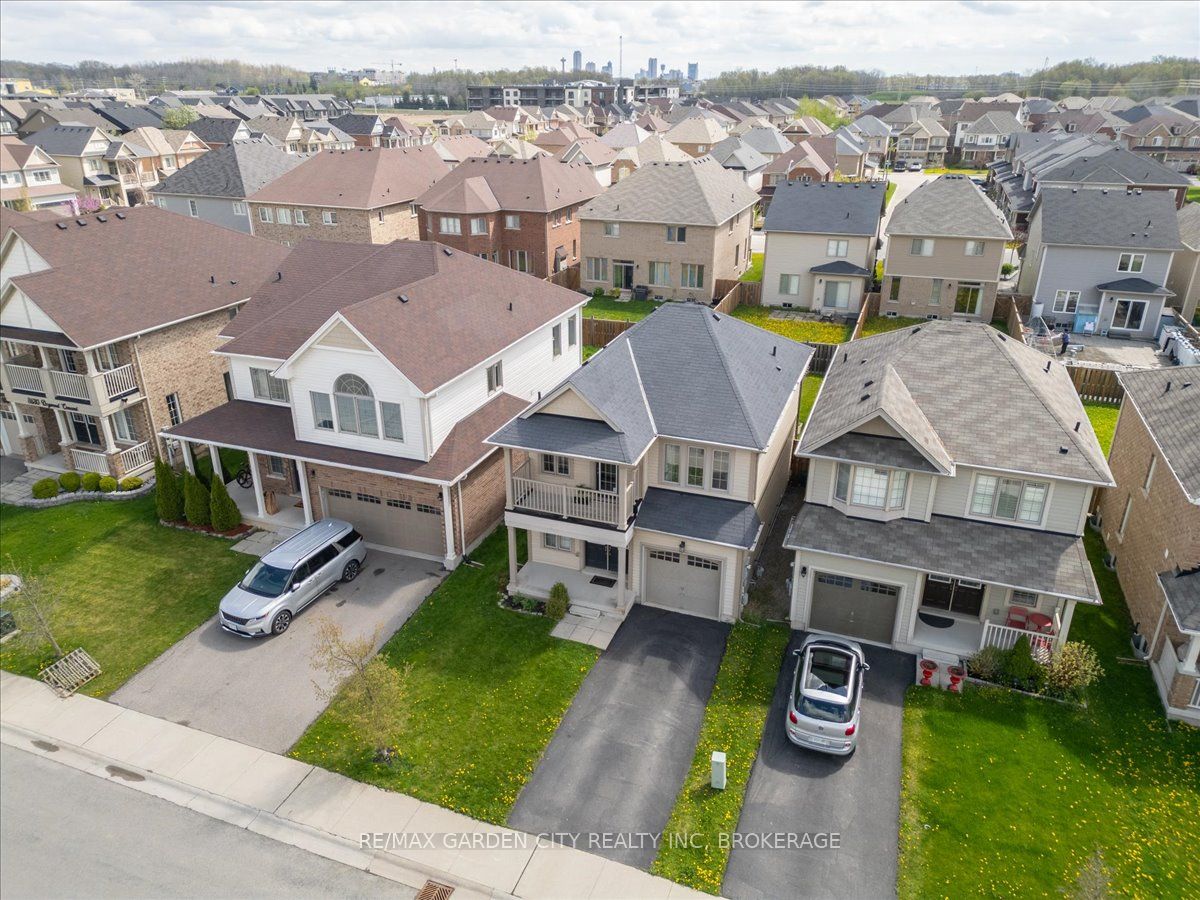 8648 DOGWOOD Crescent