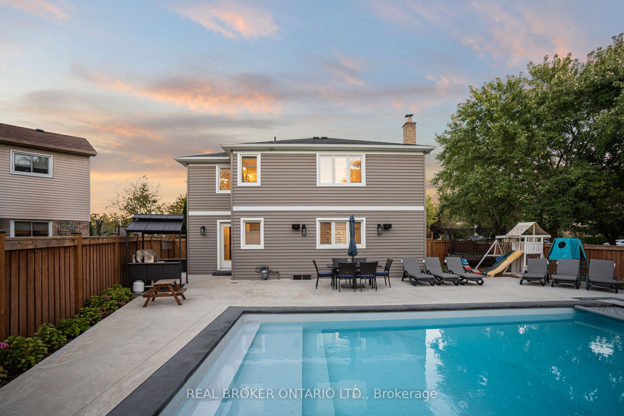 3 Oak Ridge Court