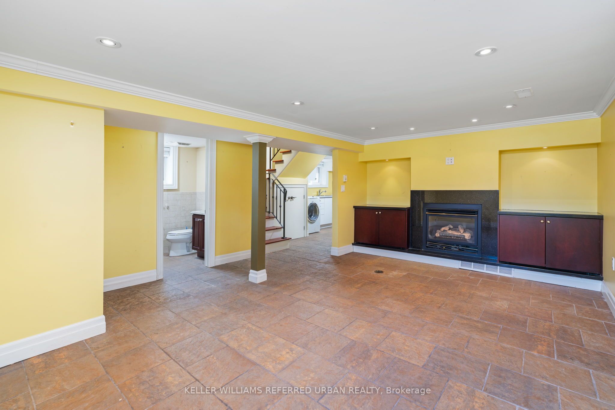 710 Pharmacy Avenue
