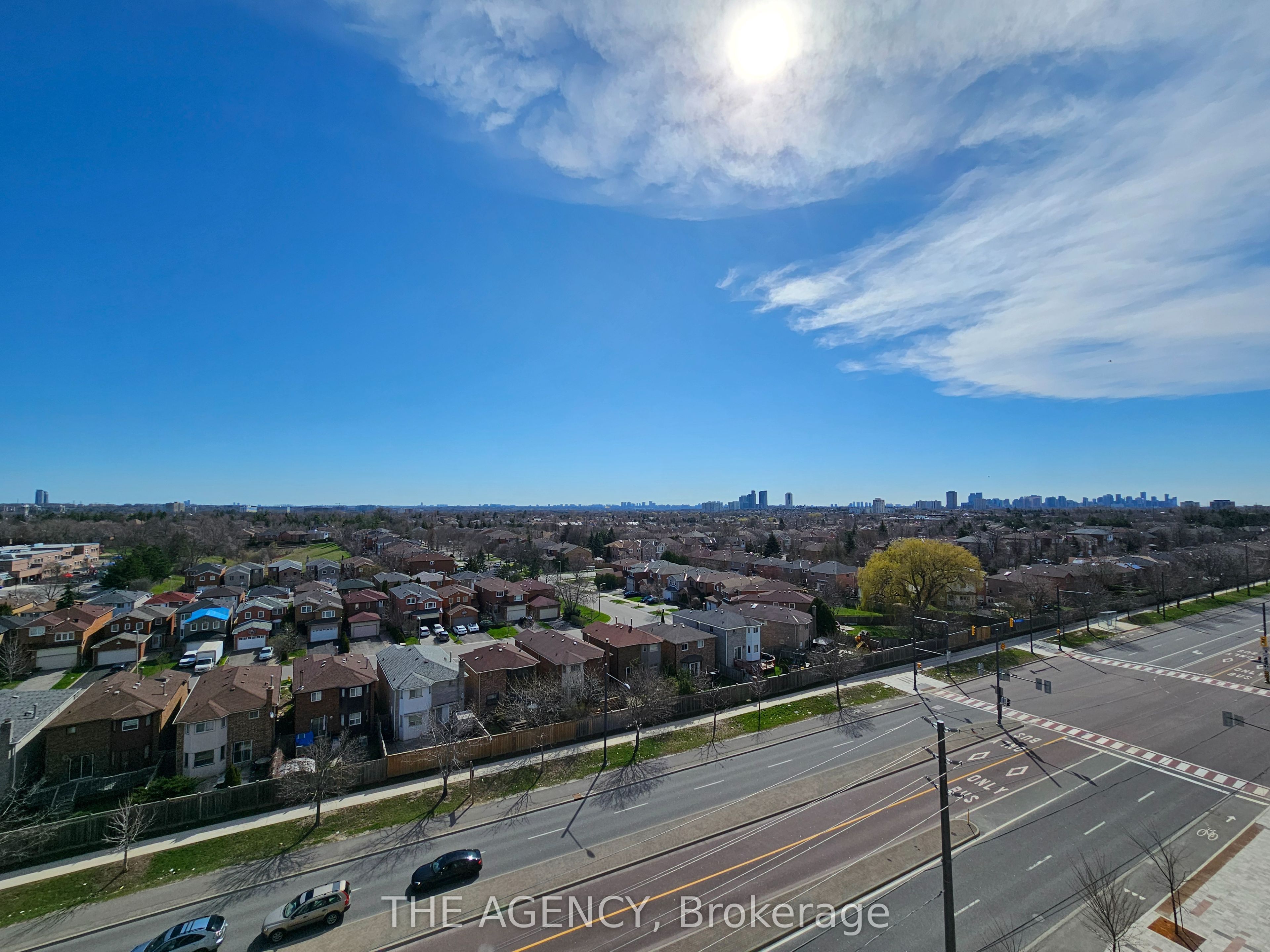 7950 Bathurst Street, #807