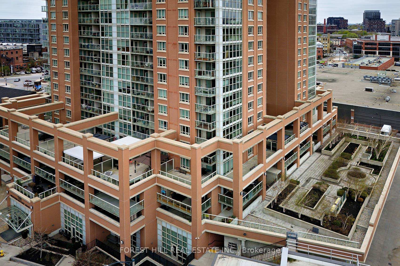1 Bedroom Condo at 125 Western Battery, Toronto For sale